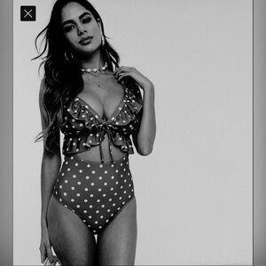 NWOT Ruffle Swimsuit